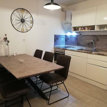 Apartma Stela In Terme Catez Catez ob Savi Esterno foto
