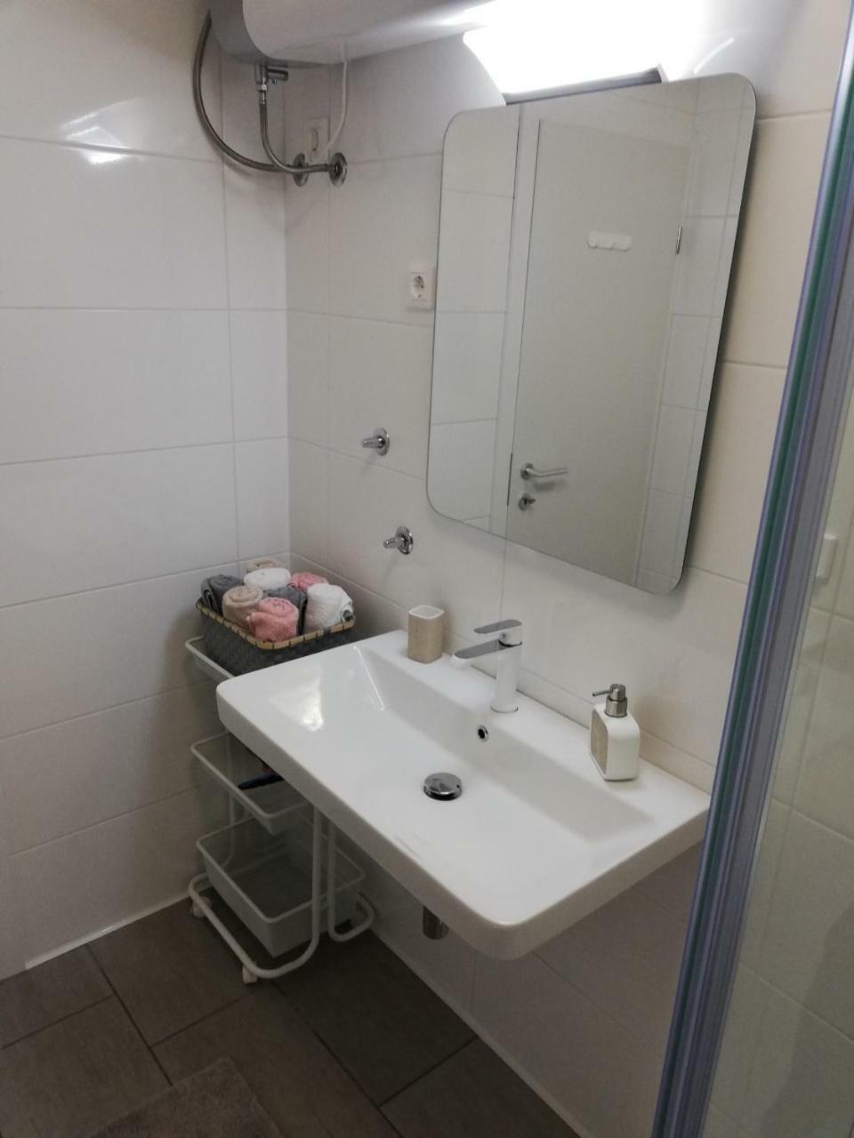 Apartma Stela In Terme Catez Catez ob Savi Esterno foto