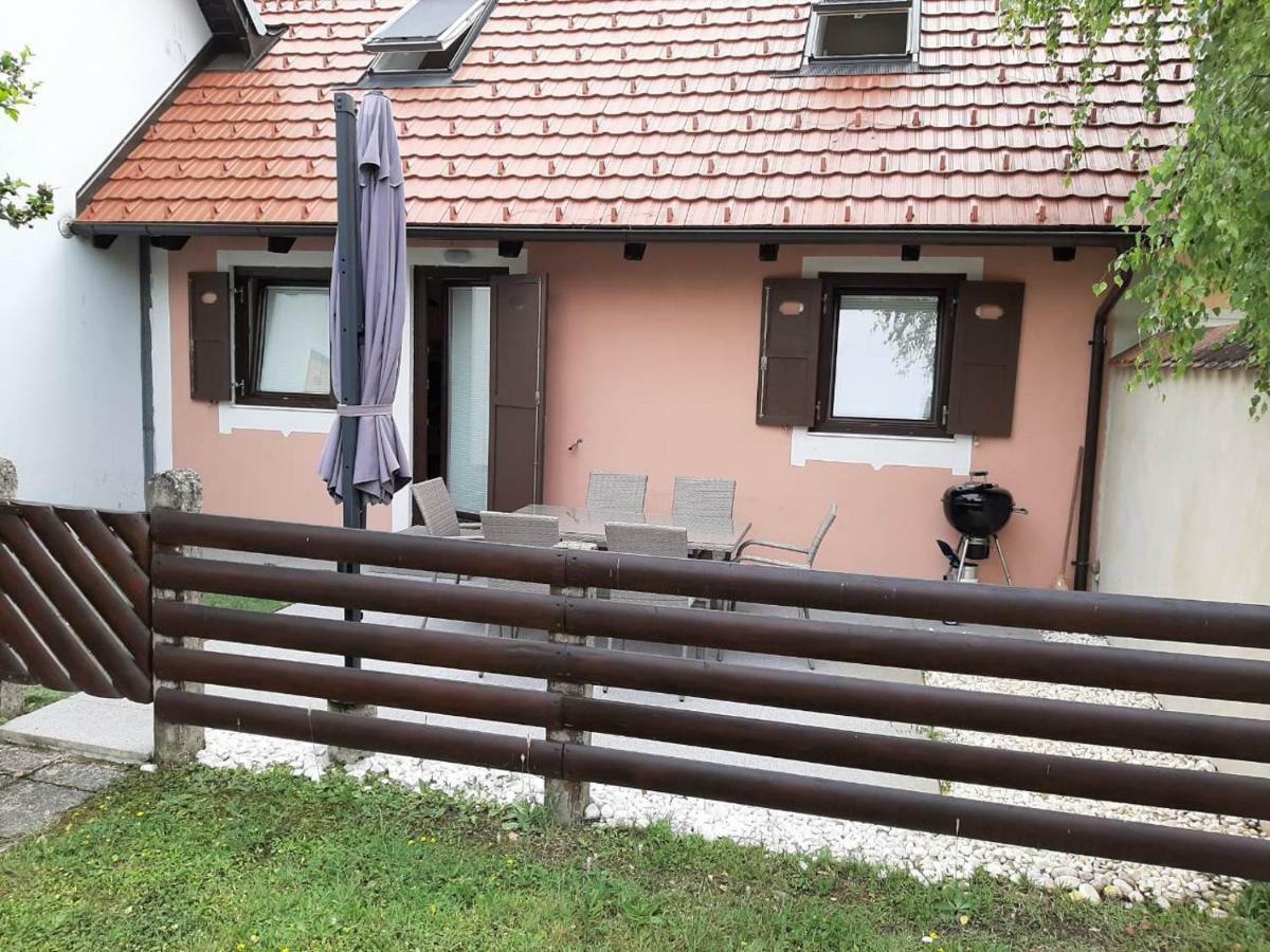 Apartma Stela In Terme Catez Catez ob Savi Esterno foto